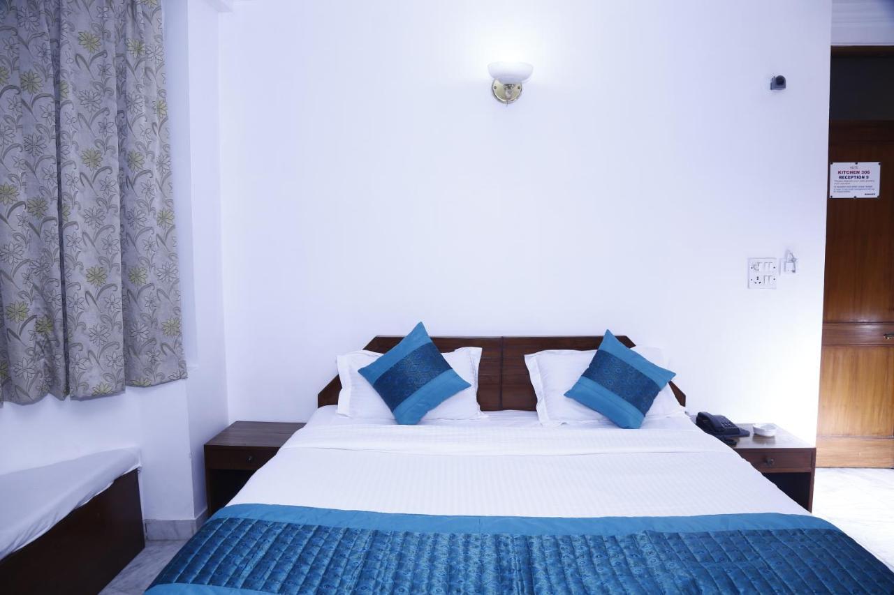 Batra Holiday Home - Couple Friendly Stays Delhi  Exteriör bild