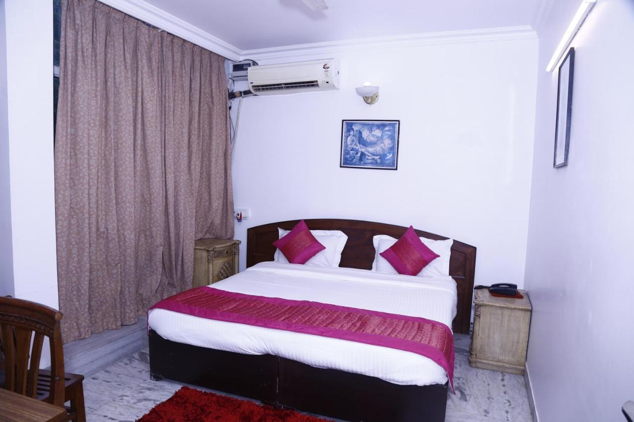 Batra Holiday Home - Couple Friendly Stays Delhi  Exteriör bild